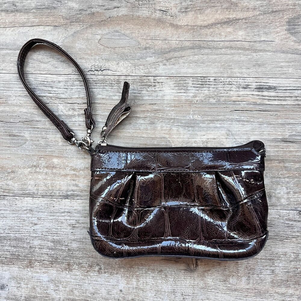 Brown Croc Embossed Patent Leather Wristlet Clutch Small Zip Purse Y2K Grunge